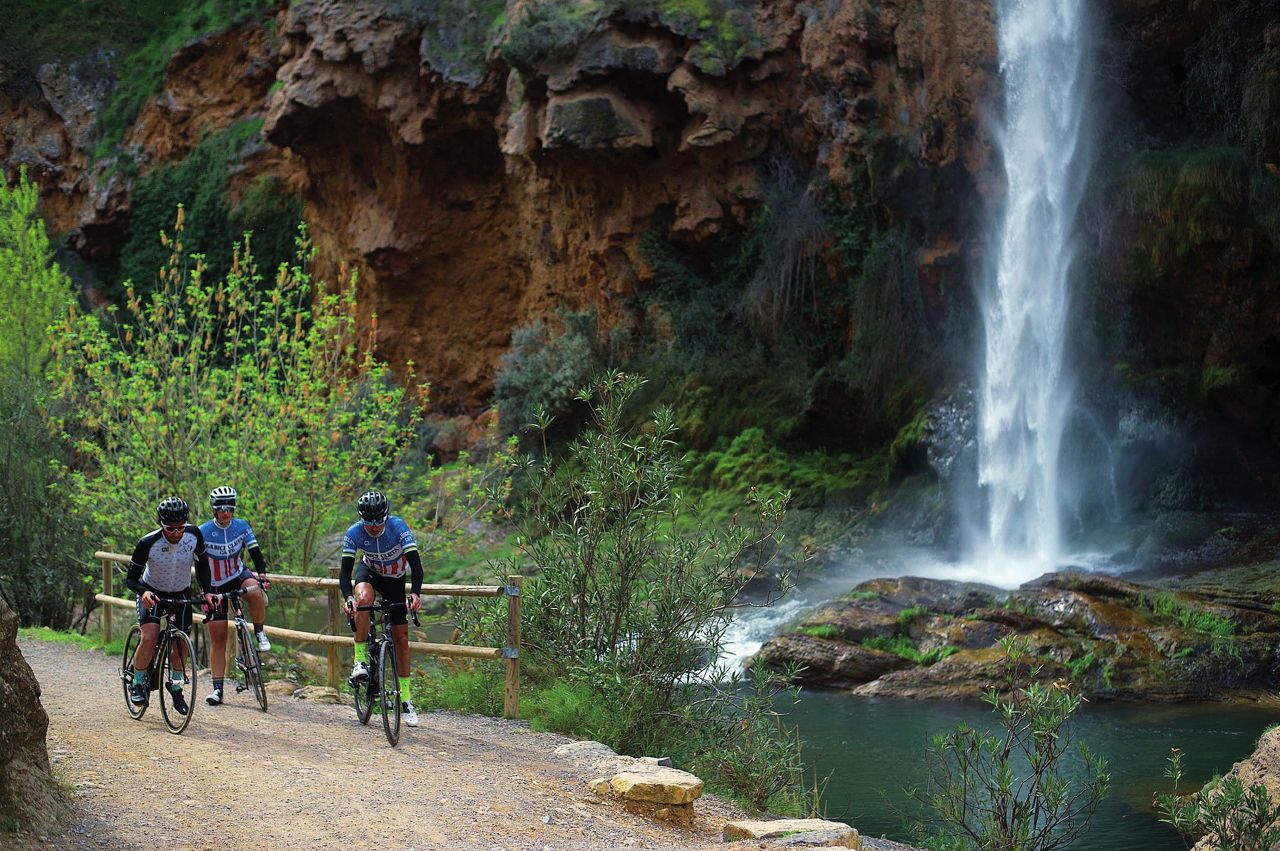 bicicletas para recorrer el campo y tranquilas rutas rurales